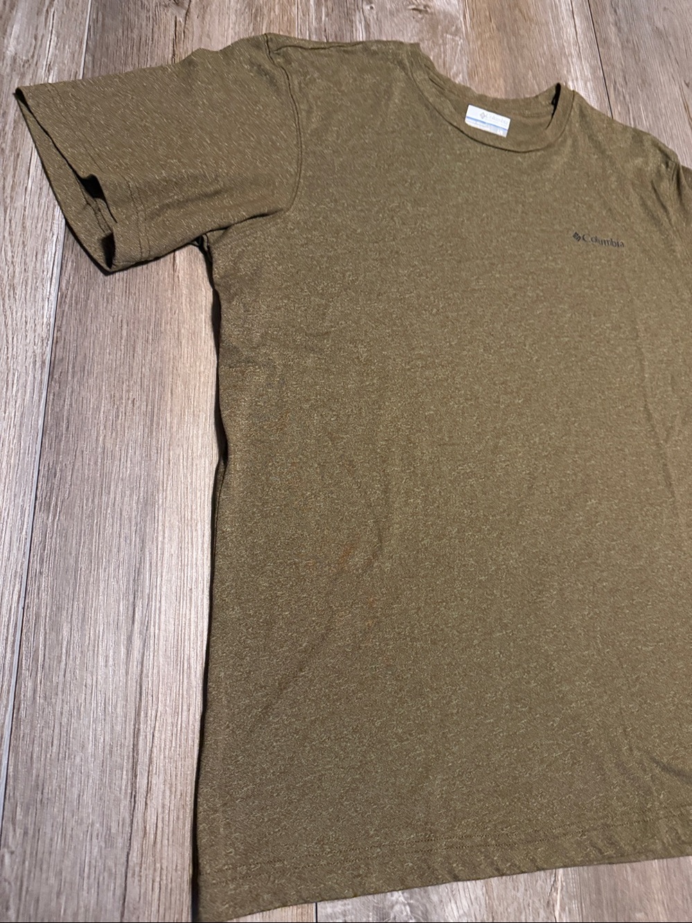 Columbia Short Sleeve Crew T-Shirt in Olive Drab - Picture 3 of 5
